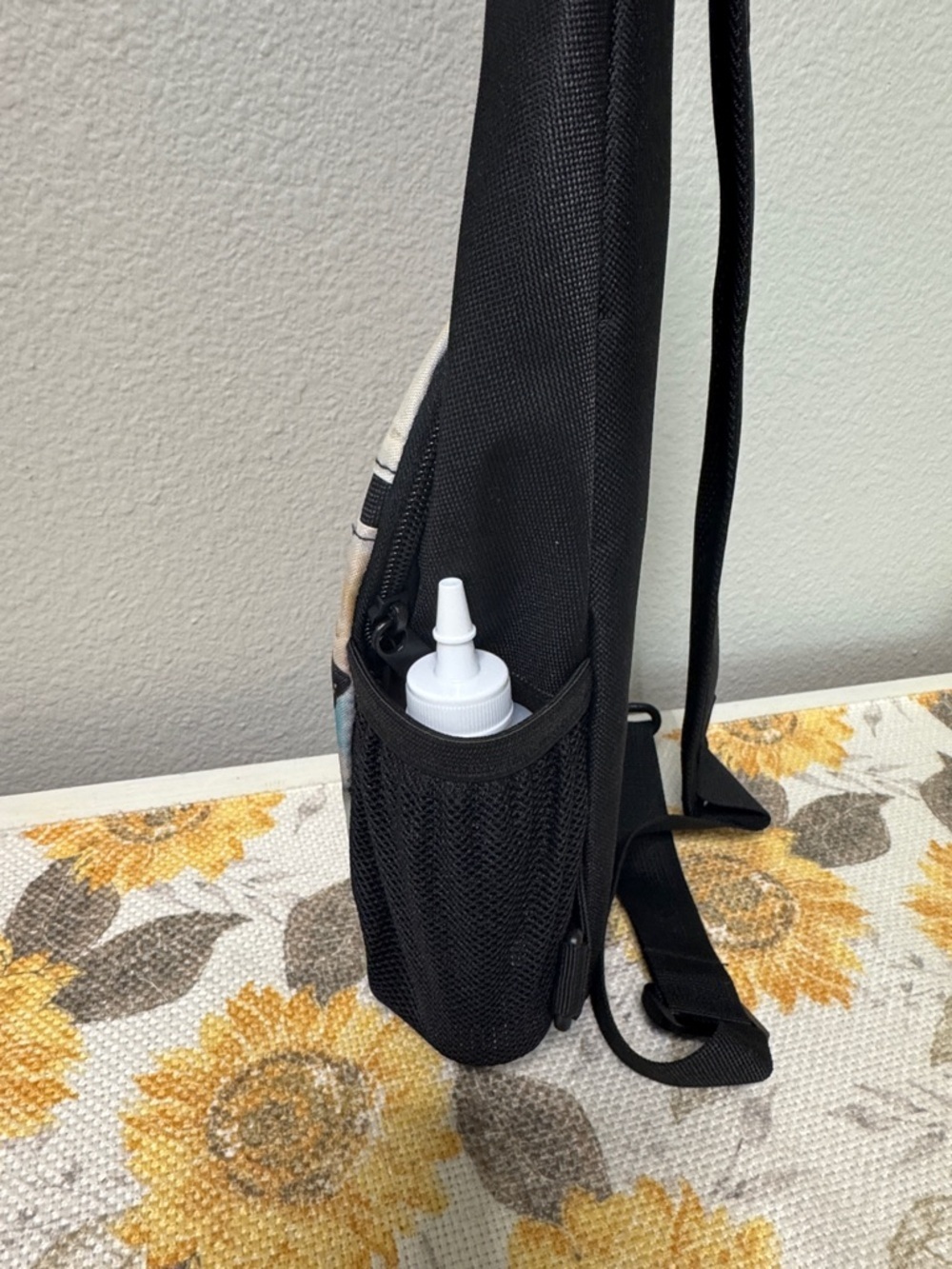 🦋 Black Butterfly Sling Backpack – Watercolor Graphic Crossbody Bag - Picture 7 of 10